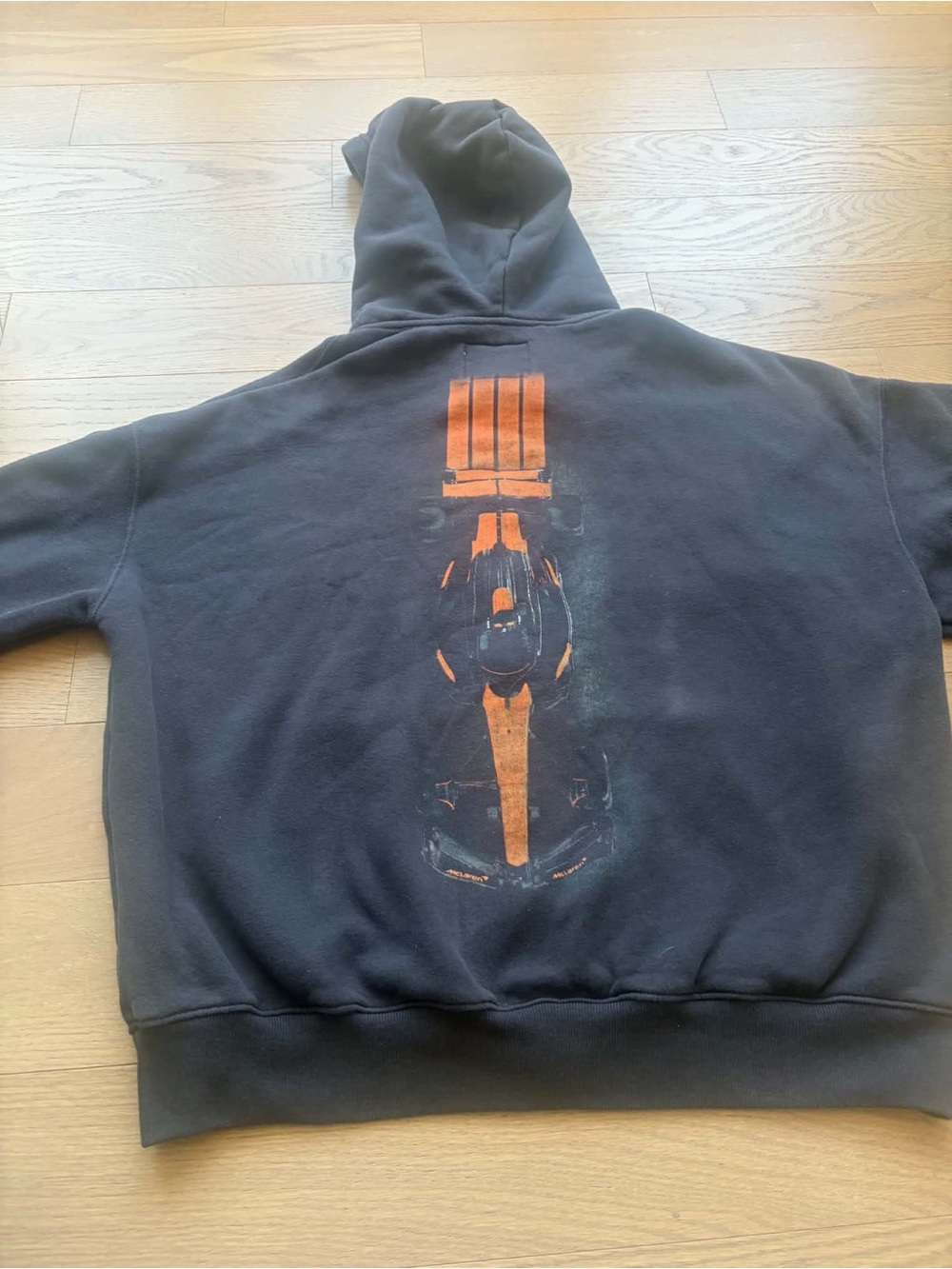 🏎️ Hollister x McLaren F1 – Zip-Up Hoodie – M